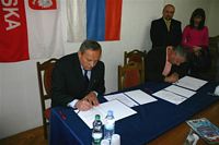 Podpisanie umowy partnerskiej fot. Wł.Marchewka